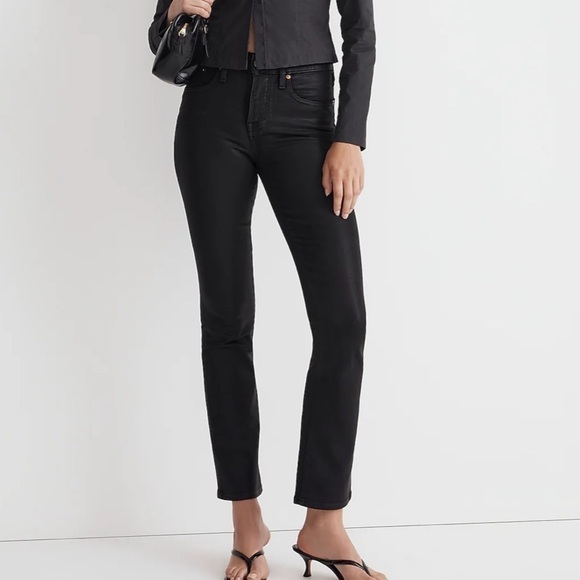 Madewell Kick Out Crop Jeans in True Black Wash: Coated Edition - Picture 1 of 8